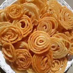 A picture of Crispy jalebi.