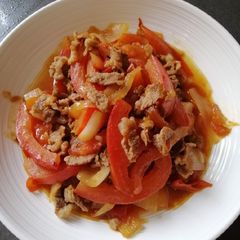 A picture of Tomato w/ Beef Slices.