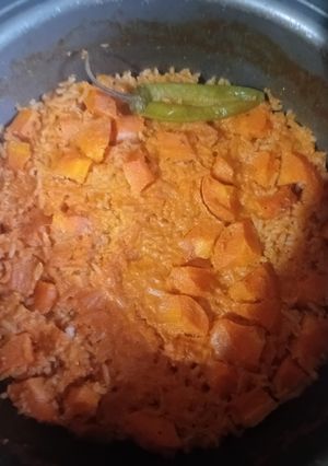 Una foto de Arroz Rojo Con Zanahoria🥕🥕🇲🇽