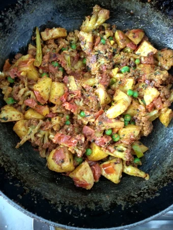 Easy Way Make Recipe Cauliflower potato fry that is Delicious, Can Spoil the Tongue}