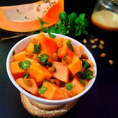 A picture of Quick Papaya & Raisins Salad.