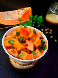 A picture of Quick Papaya & Raisins Salad.