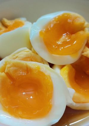 Hình của món Nướng trứng gà lòng đào bằng nồi chiên không dầu.