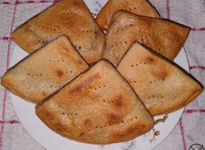 Una foto de Dobladitas Sin Gluten en Sartén, Súper Fáciles y Muy Rápidas 🍙🍳