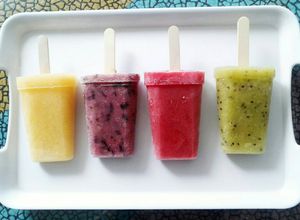 Una foto de Helados de palito de fruta🍓🍊