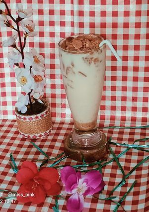 Foto resep 178. Milk with regal biscuits