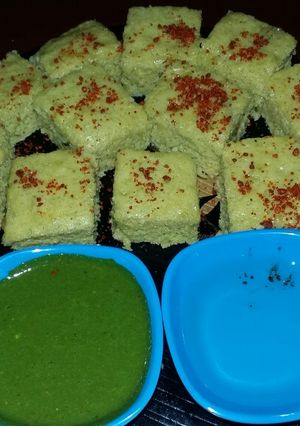 A picture of Palak coriander Dhokla.