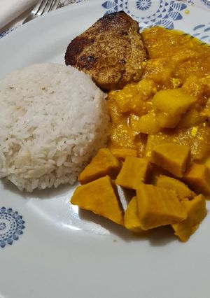 Une photo de Grenadins de veau à l'indienne 🥭🍎🍚🐮