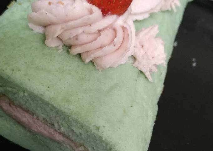 Easy Strawberry Roll Cake (Bolu Gulung Strawberry) No SP, No BP