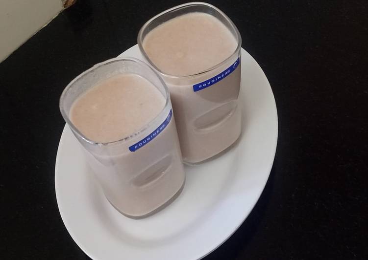 Guide to Make Chikoo milkshake