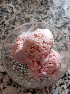 Una foto de Helado de fresa
