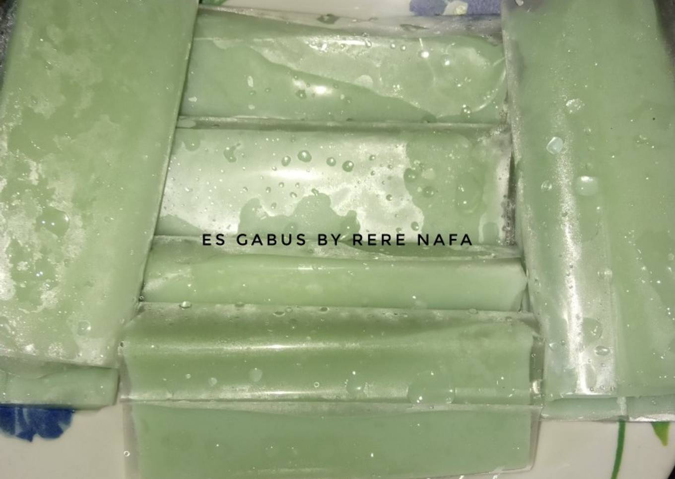 Es gabus makanan zaman SD