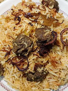 A picture of Moti pulao.