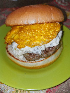 Foto resep Beef burger with mushroom sauce