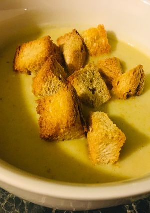 Brokkoli krémleves 🥦 recept fotója