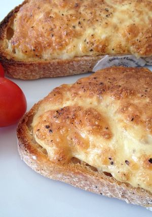 A picture of Welsh Rarebit.