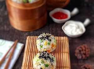 Foto resep Jumeokbab (Bola Nasi Korea)