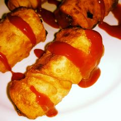 A picture of Cheesy potato croquette.