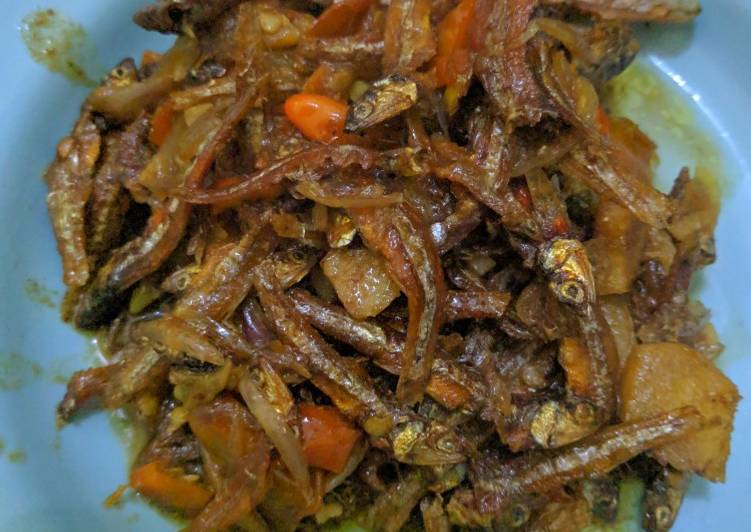 Teri pedas setan ala anak kos