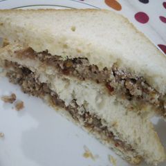 A picture of Keema sandwich.