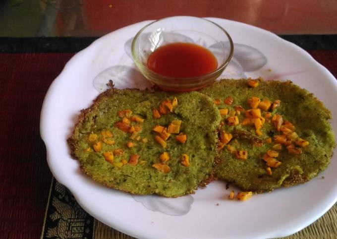 Oats spinach pancakes Recipe