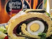 Una foto de pionono palta