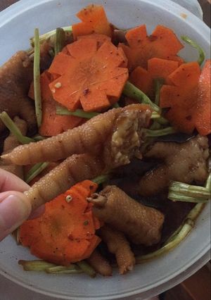 Hình của món Chân gà trộn xì dầu.