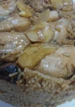 صورة لوصفة مقلوبة الدجاج الشاميه على اصولها