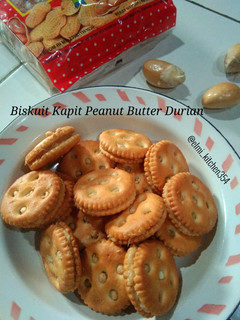 Foto resep Biskuit Kapit Peanut Butter Durian/ Biskut (Cookies / Kue Kering)