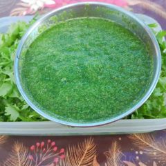 A picture of Mint,coriander leaves 🍃 chutney.