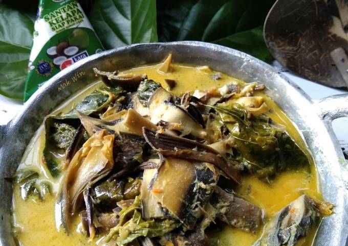Resep Gulai santan jantung pisang daun singkil Resep Gulai santan jantung pisang daun singkil