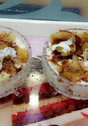 A picture of Dahi Bhalla.