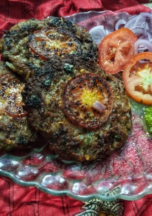 A picture of Chapli Kabab.