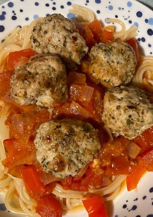 A picture of Turkey Meatballs with Sauce and Spaghetti.