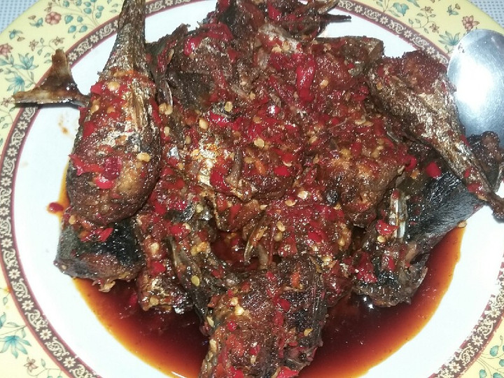 Cara Gampang Menyiapkan Ikan tongkol asam manis pedas ala mami lia, Enak