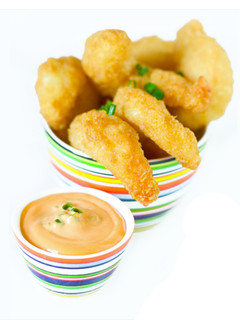 Una foto de Langostinos a la gabardina con Mojonesa