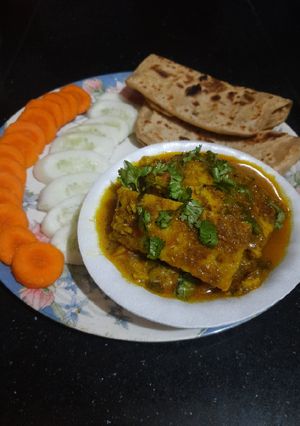 बेसन चीला की सब्जी (besan cheela ki sabzi recipe in hindi) रेसिपी मुख्य फोटो