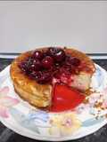 Tarta de Queso Cremosa con Mermelada de Cereza