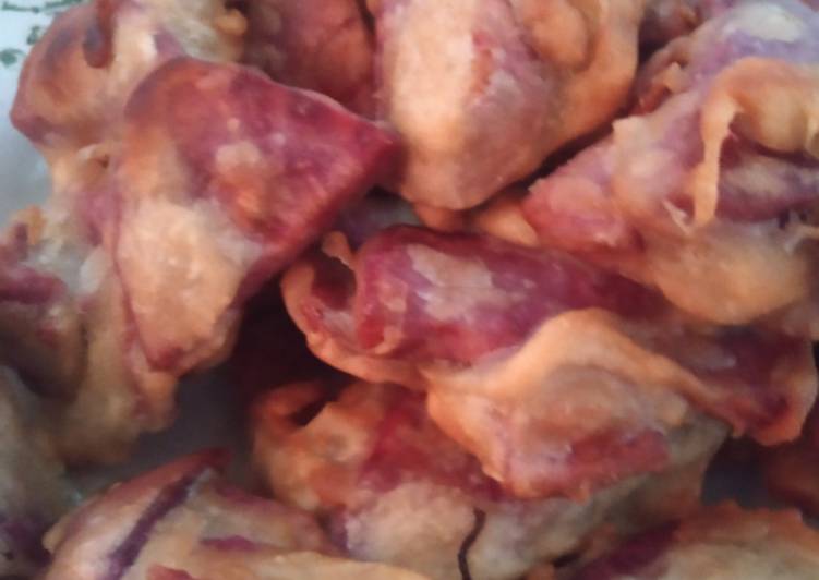 Ubi ungu goreng tepung ala anak kos..βΊπ