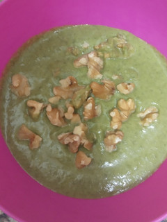 Una foto de Crema de espinacas con nata y calabaza