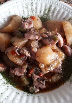 Una foto de Chopitos al pimentón con patatas