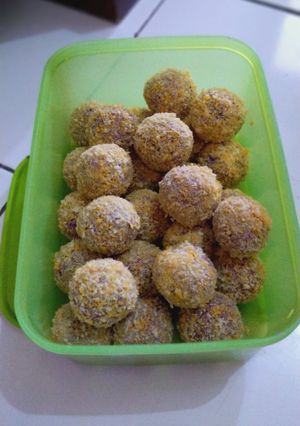 Foto resep Bola ubi ungu isi coklat