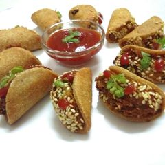 A picture of Whole wheat aloo gujiya.