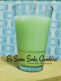 Foto resep Es Susu Soda Gembira (syrup melon)