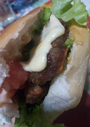 Una foto de Hamburguesas caseras riquísimas!!