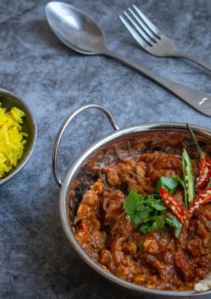 A picture of Daal gosht (Lamb with Lentils).