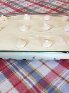 Una foto de Postre de queso crema y berries