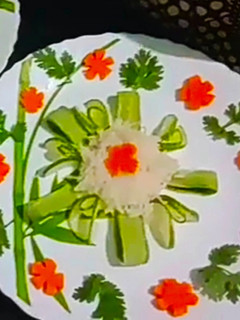 वेजिटेबल सलाद (vegetable salad reicpe in Hindi) रेसिपी मुख्य फोटो