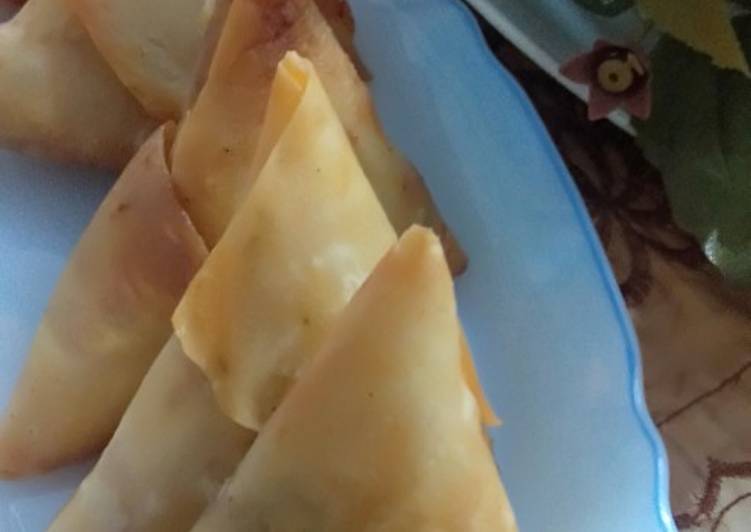 Simple Way to Cook Yummy Pizza samosa