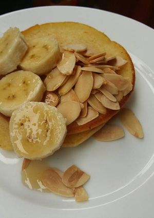 Hình của món Pancake mix trái cây, hạt.